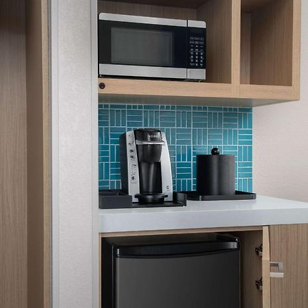 Hilton Garden Inn Уилкс Бар Екстериор снимка