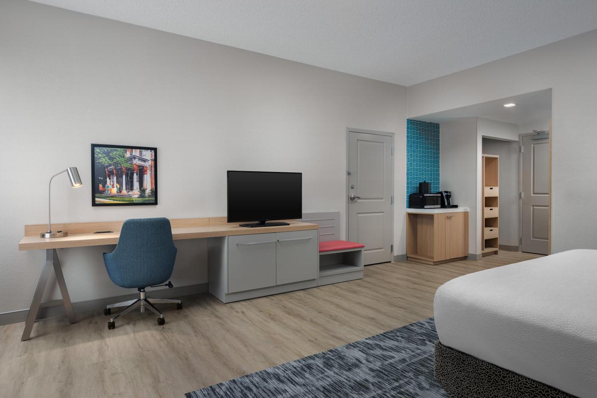 Hilton Garden Inn Уилкс Бар Екстериор снимка