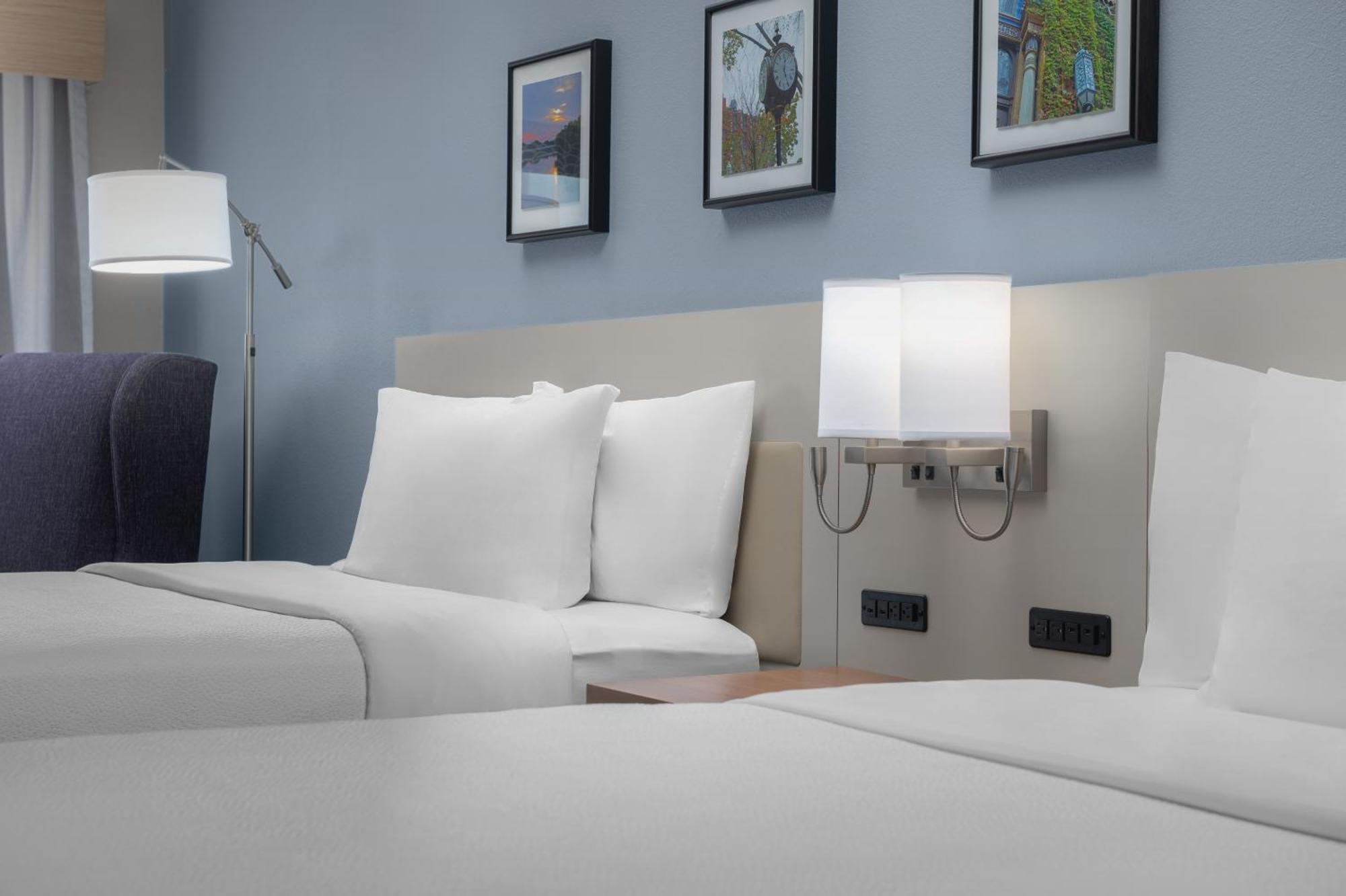 Hilton Garden Inn Уилкс Бар Екстериор снимка