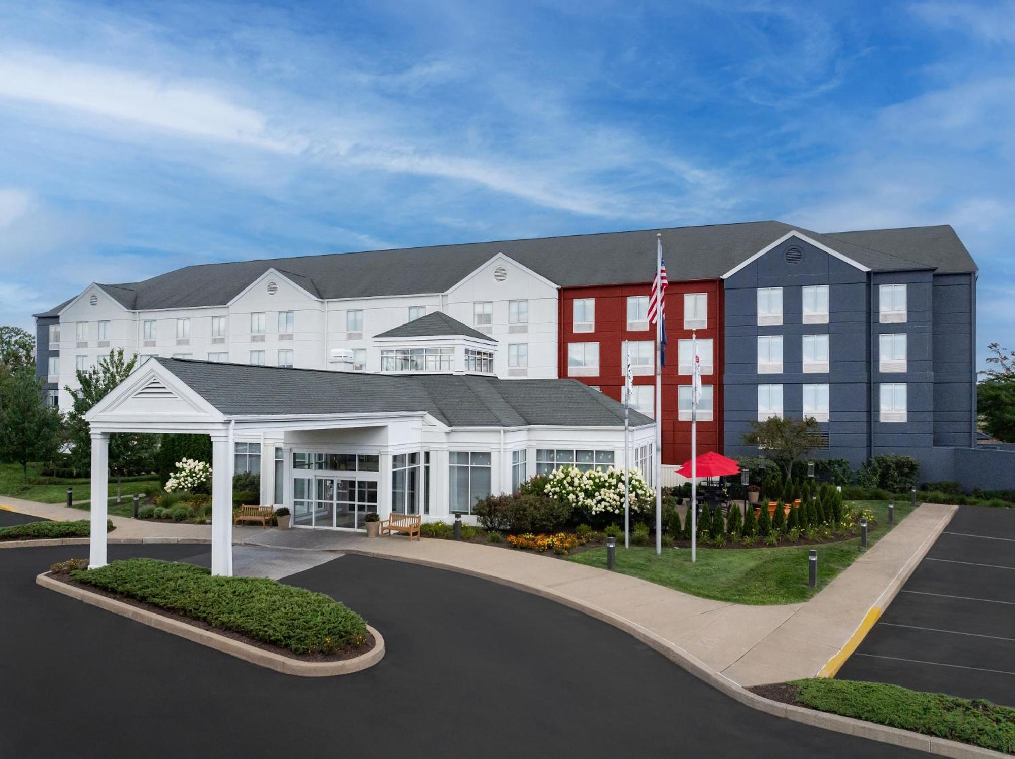 Hilton Garden Inn Уилкс Бар Екстериор снимка
