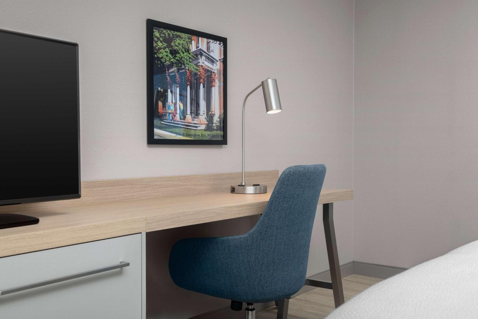 Hilton Garden Inn Уилкс Бар Екстериор снимка