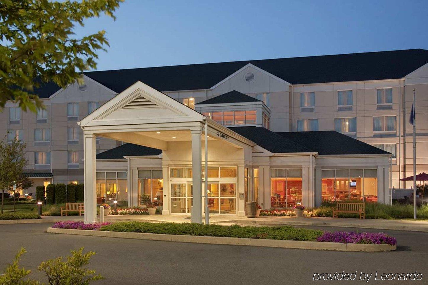 Hilton Garden Inn Уилкс Бар Екстериор снимка